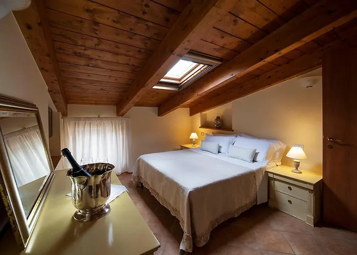 Vico D'ercole 게스트하우스 3*